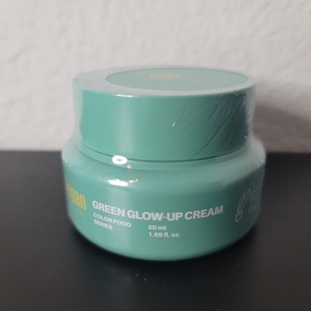 Tovegan Green Glow Up cream